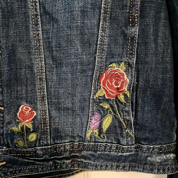 Great embroidered distressed jean jacket from Blank - Picture 3 of 6